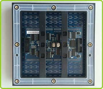 P6 Screen di visualizzazione di cartelloni pubblicitari a LED per trailer mobili digitali all'aperto con funzione SDK per agenzie di vendita al dettaglio e OEM 1